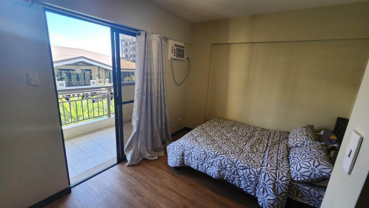 Asteria Residences 3 Bedroom And 2 Baths Манила Екстериор снимка